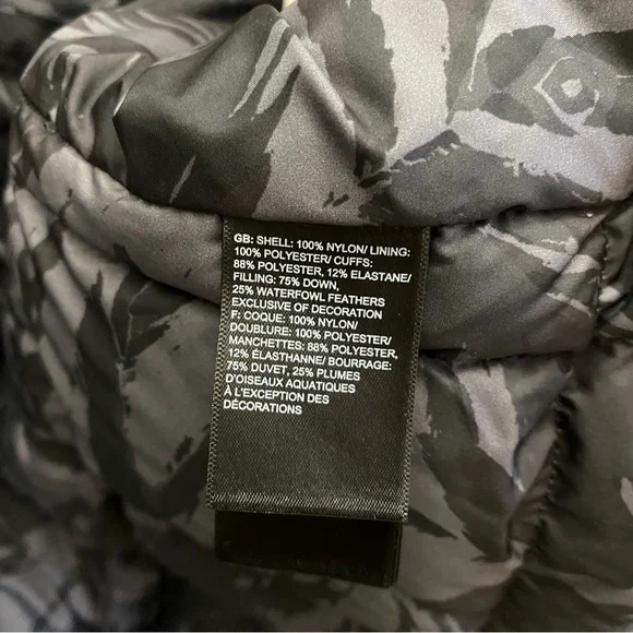 The North Face Women's Acropolis Parka Down Coat TNF Black Sz M NWT - Picture 14 of 14